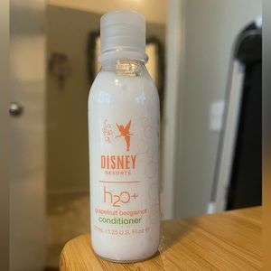 5 for $25✨ Disney Resorts H2O + Grapefruit Bergamot Conditioner